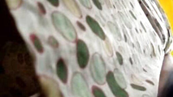 வெறித்தனமான கேங்பேங் காட்சியில் குத செக்ஸ் பொம்மைகளை பரிசோதிக்கும் மோசமான பணியாளர் யுய் ஷிமிசு